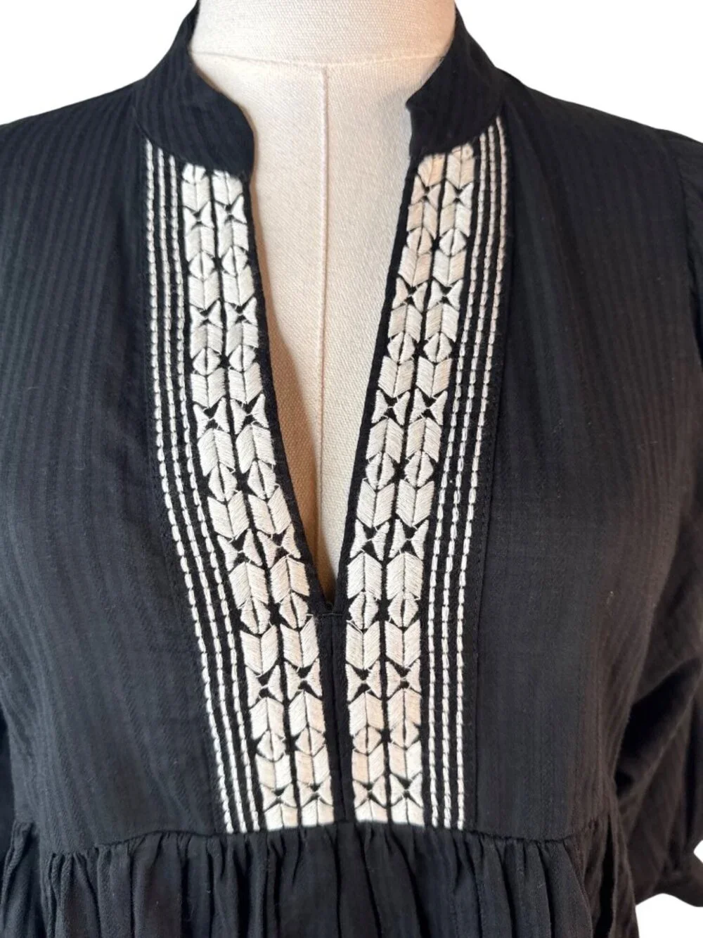 Banana Republic lightweight breathable
